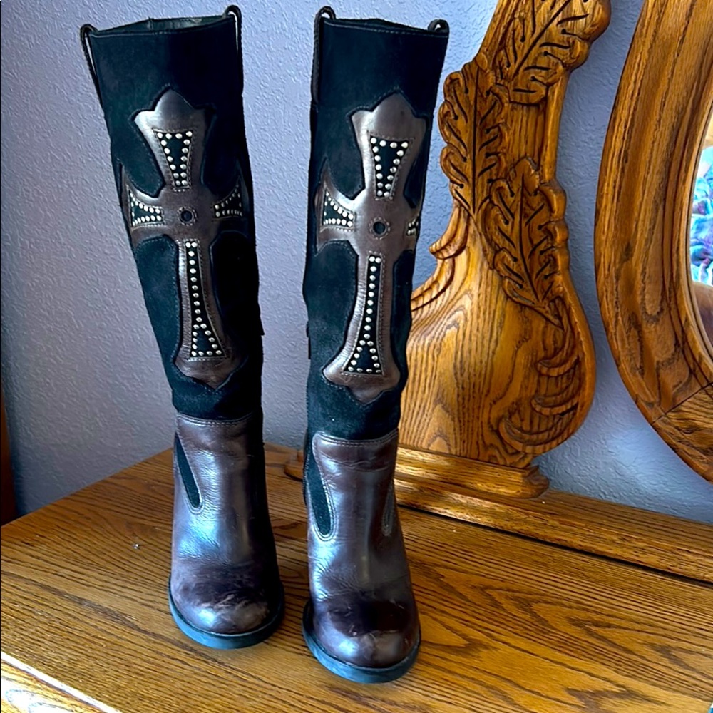 Stylish Black and Brown Cross Accent Boots